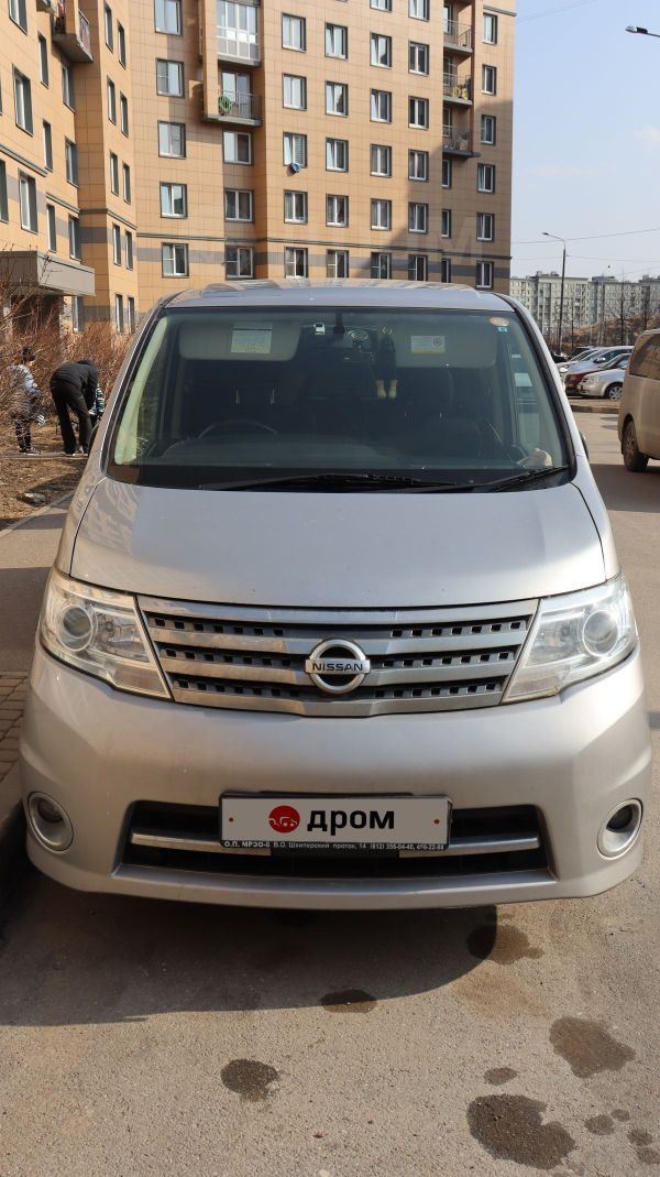    Nissan Serena 2010 , 745000 , -