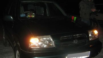 SUV   Suzuki Escudo 1998 , 319000 , -