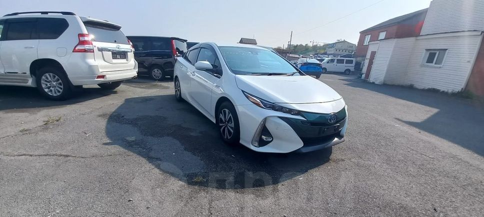  Toyota Prius PHV 2017 , 1720000 , 