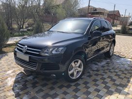 SUV   Volkswagen Touareg 2010 , 1200000 , 