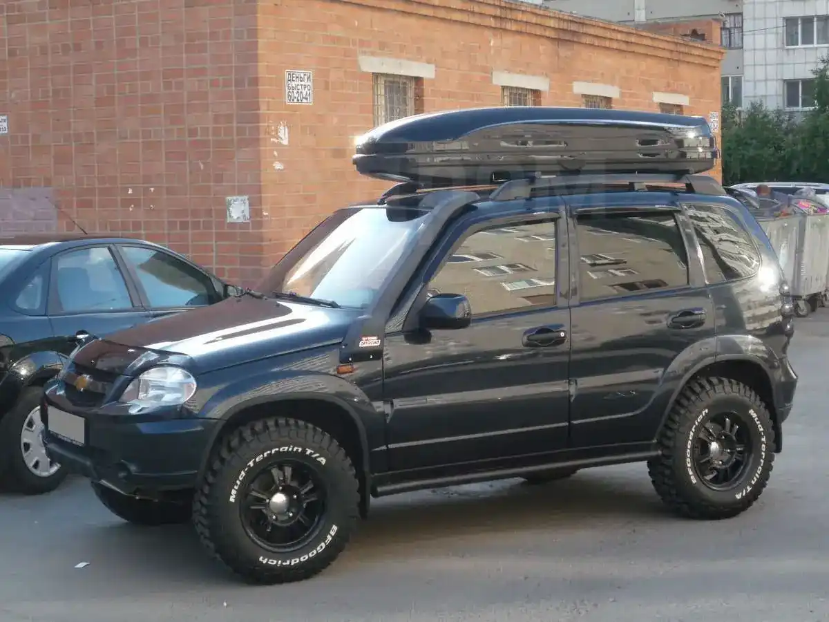 Продам авто Chevrolet Нива 2006 г в Тюмени Тюнинг в Тольятти 2011год  тюнинг бензин полный привод мкпп