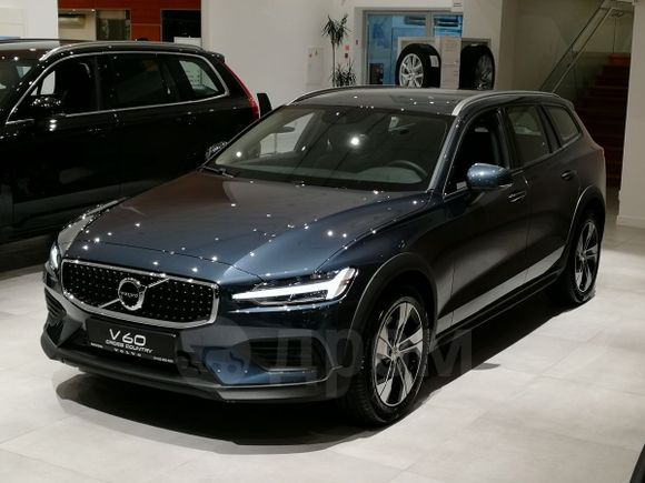  Volvo V60 2020 , 3687500 , 