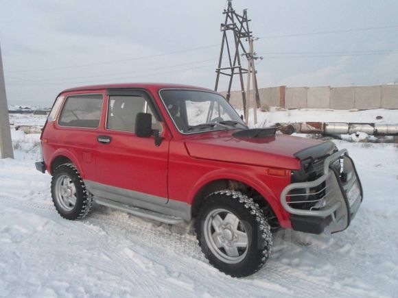 SUV    4x4 2121  1995 , 155000 , 