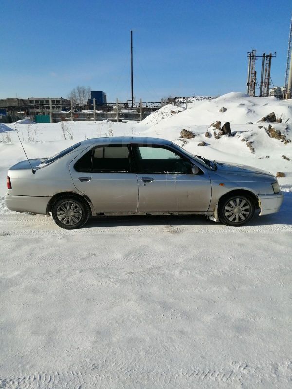  Nissan Bluebird 1997 , 92000 , 