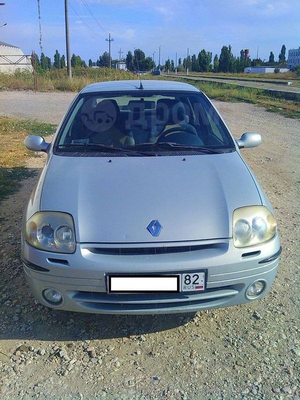  Renault Clio 2002 , 200000 , 