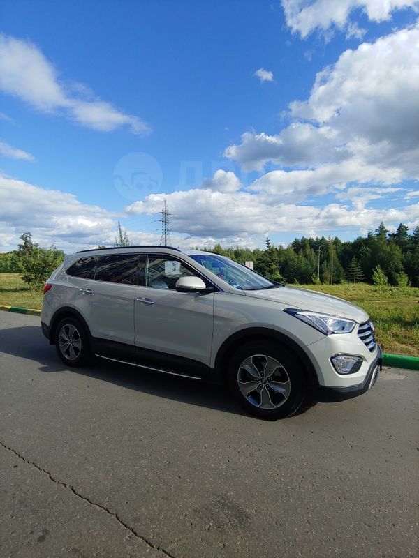 SUV   Hyundai Grand Santa Fe 2015 , 2425000 ,  