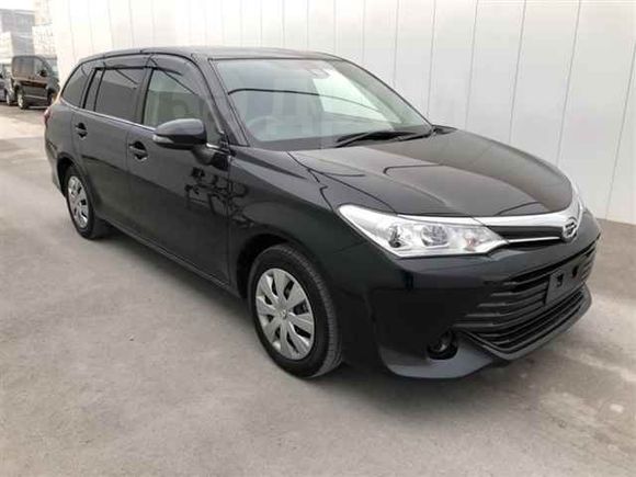  Toyota Corolla Fielder 2017 , 674000 , 