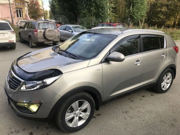 SUV   Kia Sportage 2011 , 785000 , 