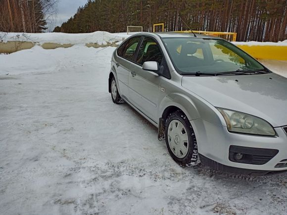  Ford Focus 2007 , 243000 , 