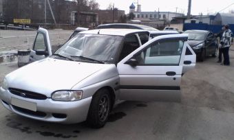  Ford Escort 1995 , 55000 ,  