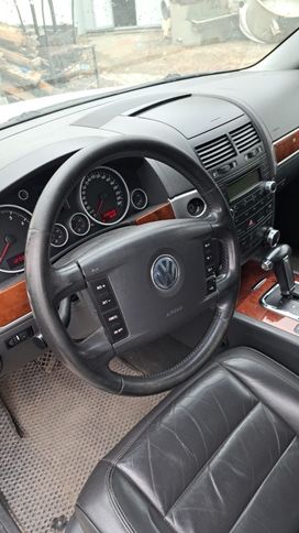 SUV   Volkswagen Touareg 2006 , 1300000 , 