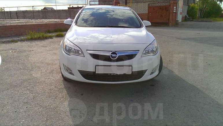  Opel Astra 2011 , 613000 , 