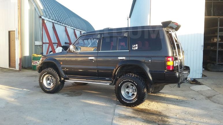 SUV   Mitsubishi Pajero 1993 , 400000 , 