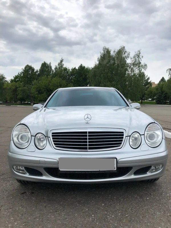  Mercedes-Benz E-Class 2003 , 429000 , 