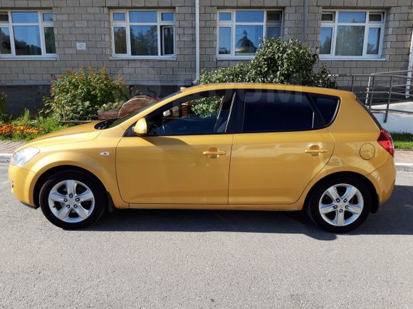  Kia Ceed 2009 , 380000 , -