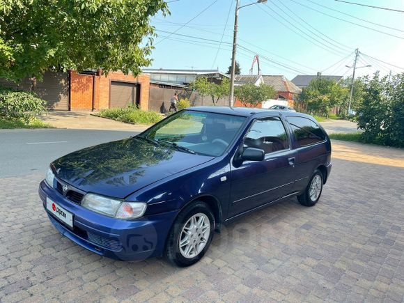  3  Nissan Almera 1998 , 99000 , 