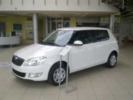 Skoda Fabia 2012 , 409000 , 