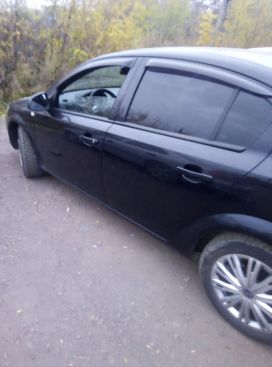  Opel Astra 2011 , 225000 , 