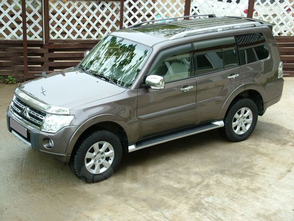 SUV   Mitsubishi Pajero 2011 , 1400000 , 