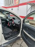  Toyota ist 2002 , 240000 , 