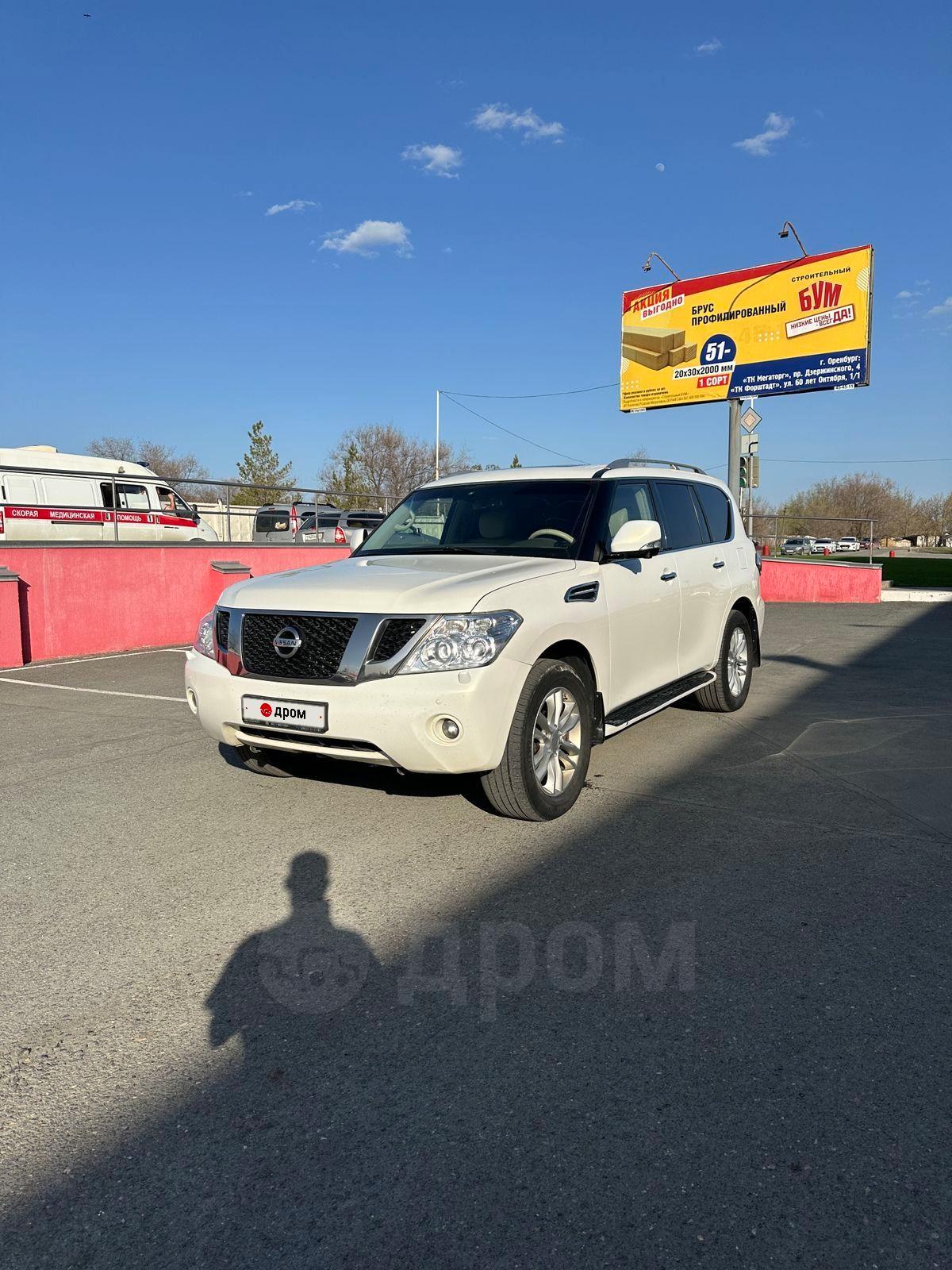 Nissan Patrol 2011 в Оренбурге, Рамный внедорожник, 7 местный, полный  привод, блокировка дифференциала, 5.6 литра, белый, джип/suv 5 дв., руль  левый, бу, бензин