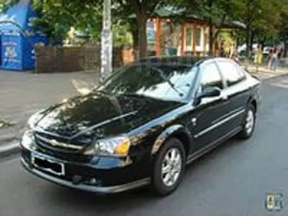  Chevrolet Evanda 2004 , 300000 , 