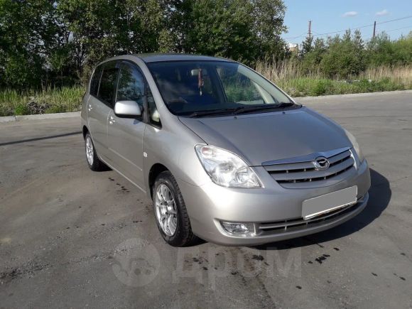    Toyota Corolla Spacio 2003 , 385000 , 