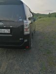    Toyota Voxy 2010 , 855000 , 