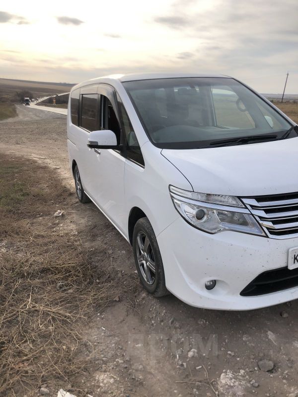    Nissan Serena 2014 , 1200000 , 