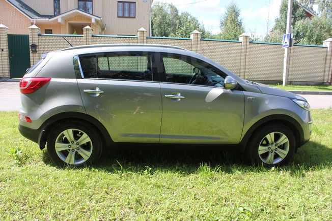 SUV   Kia Sportage 2011 , 800000 , 