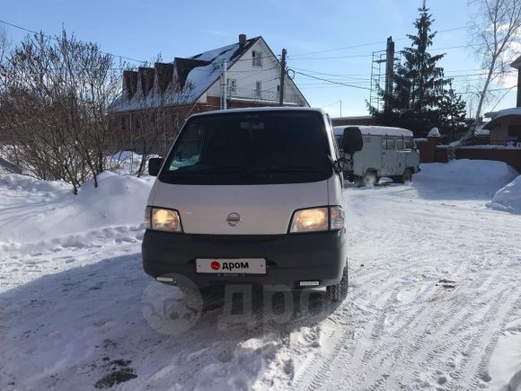    Nissan Vanette 2010 , 400000 , 