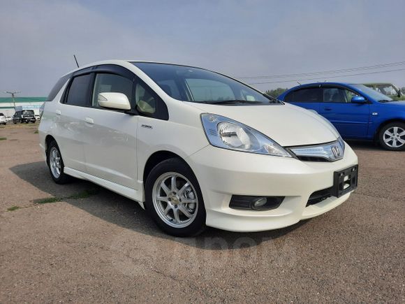  Honda Fit Shuttle 2014 , 750000 , 