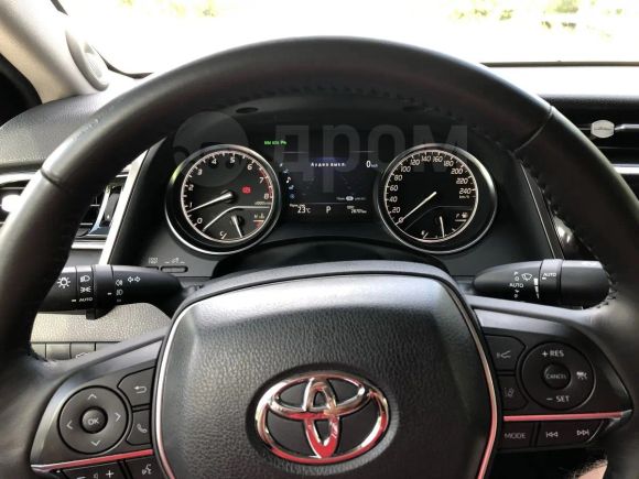  Toyota Camry 2018 , 1900000 , 