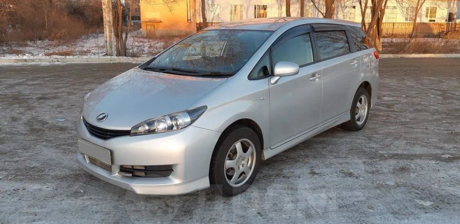    Toyota Wish 2010 , 800000 , 