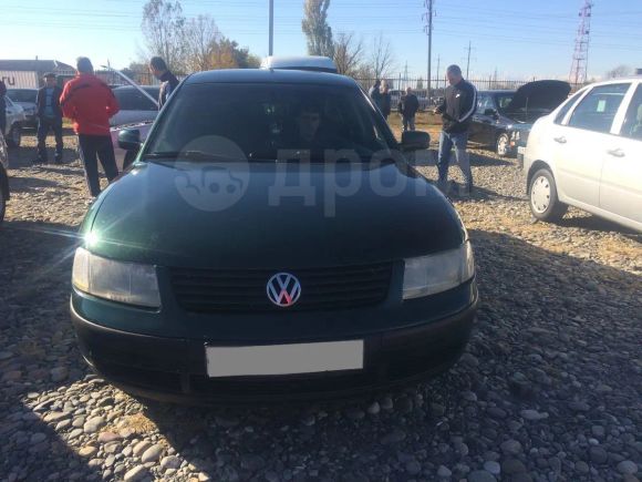  Volkswagen Passat 2003 , 210000 , 