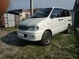    Toyota Town Ace Noah 2001 , 330000 , 