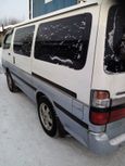    Toyota Hiace 2002 , 600000 , 