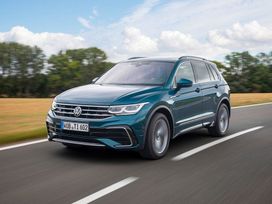 SUV   Volkswagen Tiguan 2021 , 3124300 , 