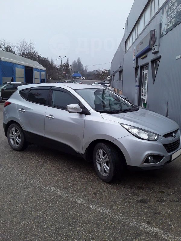 SUV   Hyundai ix35 2011 , 700000 , 