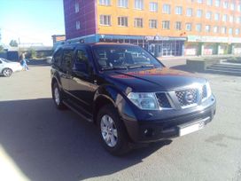 SUV   Nissan Pathfinder 2006 , 800000 , --