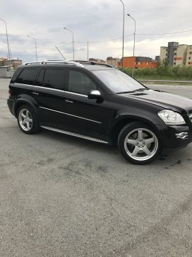 SUV   Mercedes-Benz GL-Class 2009 , 2000000 , 