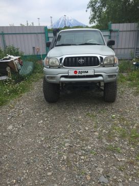  Toyota Tacoma 2001 , 700000 , 