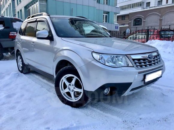 SUV   Subaru Forester 2011 , 870000 , 