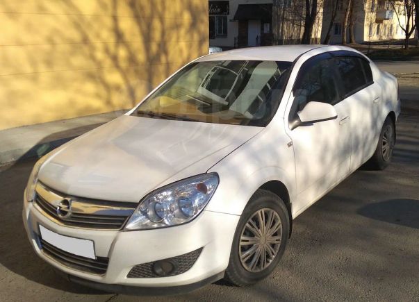  Opel Astra Family 2012 , 340000 , 