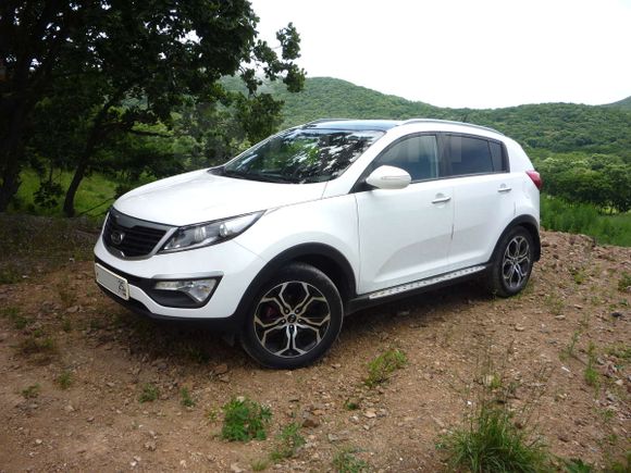 SUV   Kia Sportage 2011 , 830000 , 