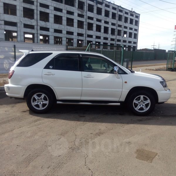 SUV   Toyota Harrier 2000 , 570000 , -