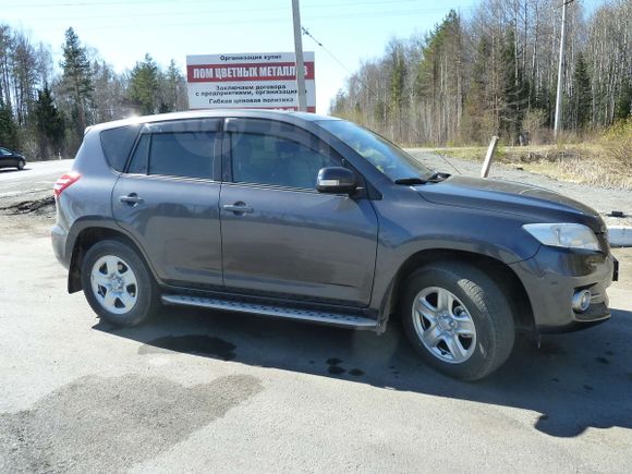 SUV   Toyota RAV4 2012 , 950000 , 