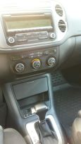 SUV   Volkswagen Tiguan 2009 , 800000 , 