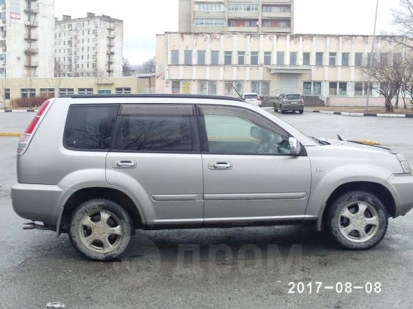 SUV   Nissan X-Trail 2005 , 560000 , 