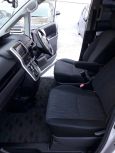    Toyota Noah 2012 , 1050000 , 